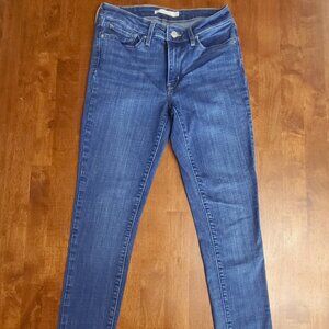 Levi’s ~ Sz W27  L30  ~ 711 Skinny Jeans~ Excellent / New Condition